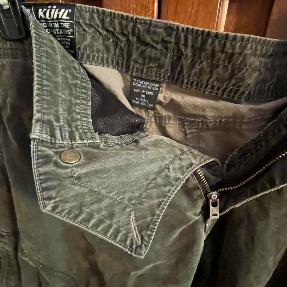 Kuhl Gray/Dark Gray Cargo Shorts - Picture 6 of 6